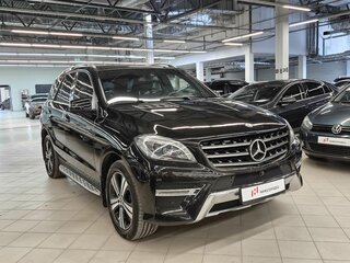 2015 Mercedes-Benz M-Класс 300 III (W166), чёрный, 1875000 рублей, вид 2