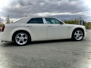 2006 Chrysler 300C I, белый, 1250000 рублей, вид 4