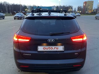2017 Kia Ceed II Рестайлинг, серый, 1400000 рублей, вид 5