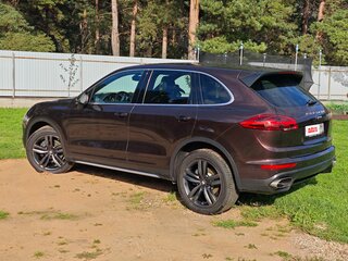 2015 Porsche Cayenne II Рестайлинг (958), коричневый, 3130000 рублей, вид 3