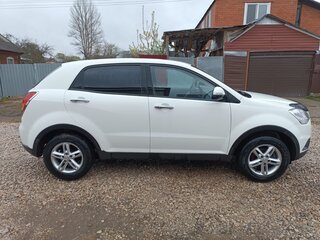 2011 SsangYong Actyon II, белый, 850000 рублей, вид 4