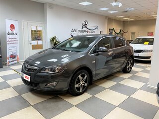 2011 Opel Astra J, серый, 900000 рублей, вид 1