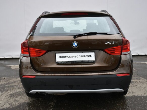 2011 BMW X1 18i I (E84), коричневый - вид 5