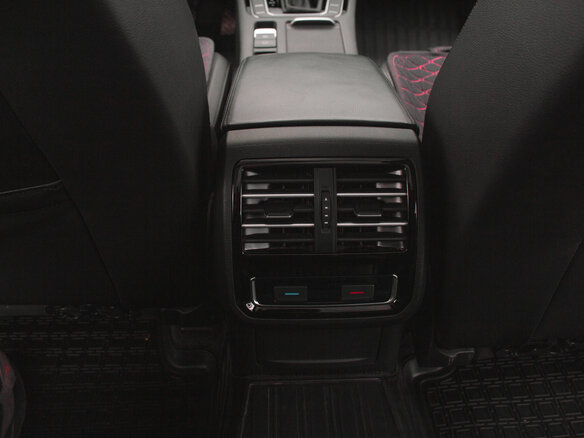 2017 Volkswagen Passat DSG6 B8, чёрный, 1900000 рублей - вид 14