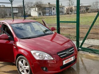 2008 Kia Ceed I, красный, 800000 рублей, вид 4