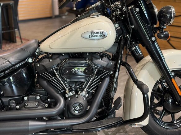 2022 Harley-Davidson Heritage, белый, 2050000 рублей - вид 23