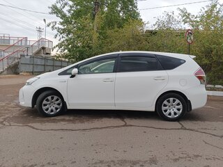 2015 Toyota Prius Alpha I (ZVW40/41) Рестайлинг, белый, 1250000 рублей, вид 4