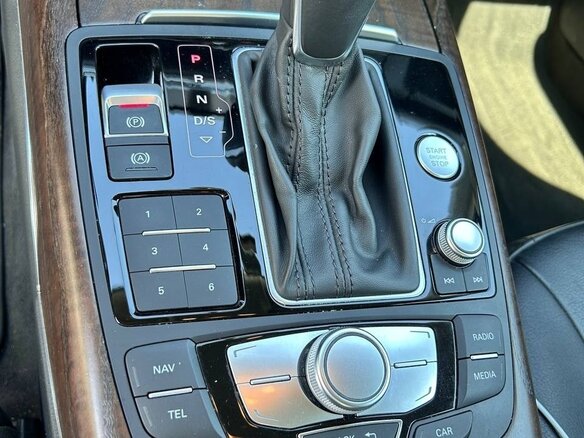 2015 Audi A6 IV (C7) Рестайлинг, серый, 1850000 рублей - вид 22