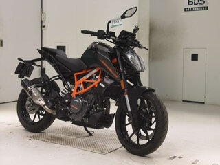 2024 KTM 390 Duke, чёрный, 399300 рублей, вид 3