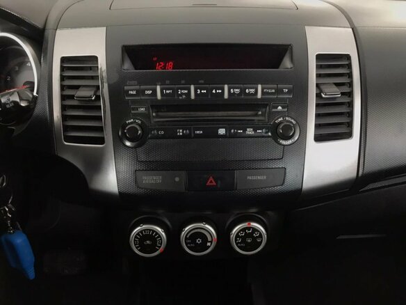 2007 Mitsubishi Outlander II, чёрный - вид 17