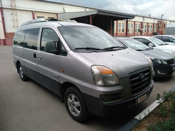 2007 Hyundai Starex I Рестайлинг 2, серый - вид 1