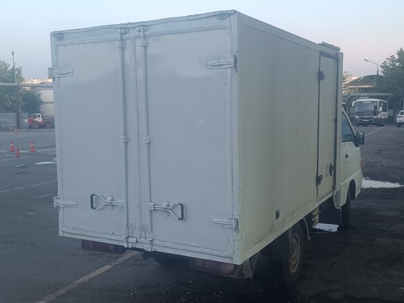 2010 Hyundai Porter, белый, 500000 рублей - вид 1
