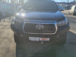 2017 Toyota Hilux VIII, чёрный, 3400000 рублей, вид 1