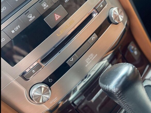 2013 Lexus LX 570 III Рестайлинг, белый, 4900000 рублей - вид 11