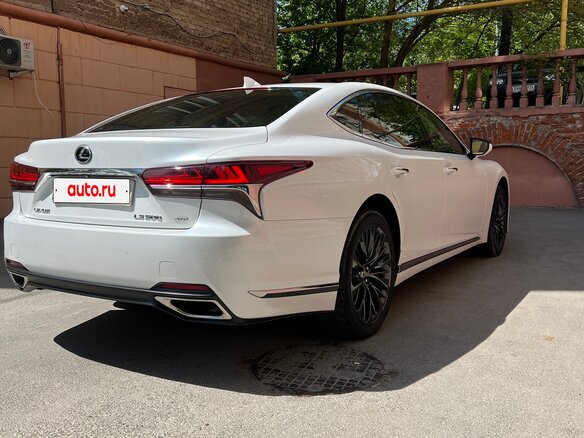 2018 Lexus LS 500 V, белый, 4850000 рублей - вид 7