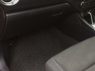 2013 Toyota Auris II, красный, 1158000 рублей, вид 3