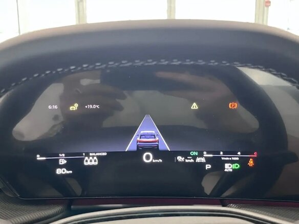 2026 Audi Q5 40 TDI III (GU), серый, 8200000 рублей - вид 13