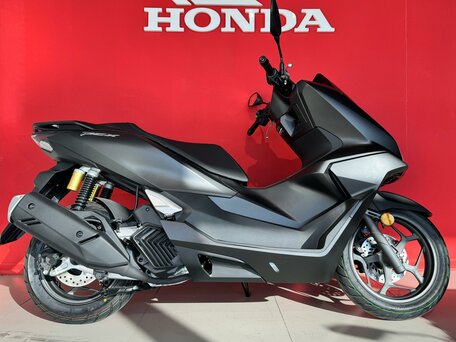 2026 Honda PCX 160, чёрный, 499900 рублей, вид 2