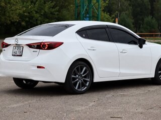 2016 Mazda Axela III Рестайлинг, белый, 1410000 рублей, вид 5