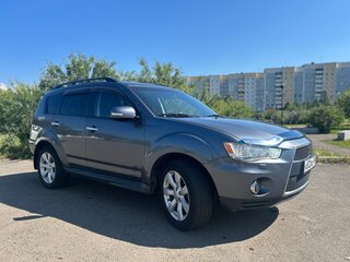 2011 Mitsubishi Outlander II Рестайлинг, серый, 1380000 рублей, вид 3