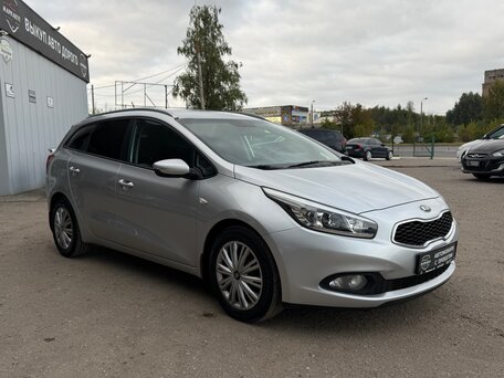 2014 Kia Ceed II, серебристый, 1230000 рублей, вид 3