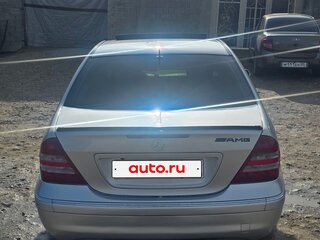 2005 Mercedes-Benz C-Класс 230 II (W203) Рестайлинг, серебристый, 750000 рублей, вид 3