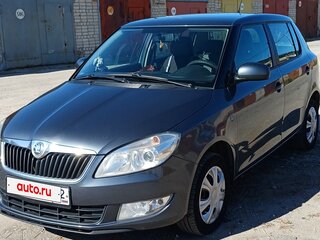 2013 Skoda Fabia II Рестайлинг, серый, 600000 рублей, вид 1