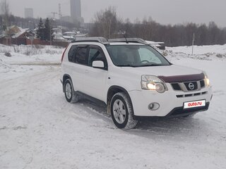 2011 Nissan X-Trail II Рестайлинг, белый, 1400000 рублей, вид 4