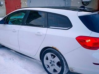 2011 Opel Astra J, белый, 850000 рублей, вид 4