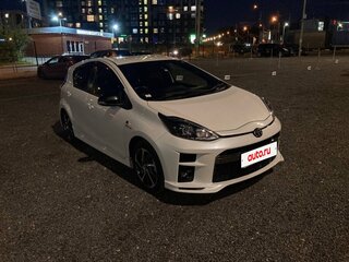 2018 Toyota Aqua I Рестайлинг 2, белый, 1650000 рублей, вид 3