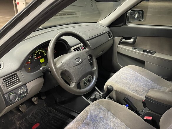 2010 Lada (ВАЗ) Priora I, белый, 290000 рублей - вид 6
