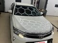 2017 Toyota Camry VII (XV50) Рестайлинг 2, белый, 2100000 рублей - вид 4