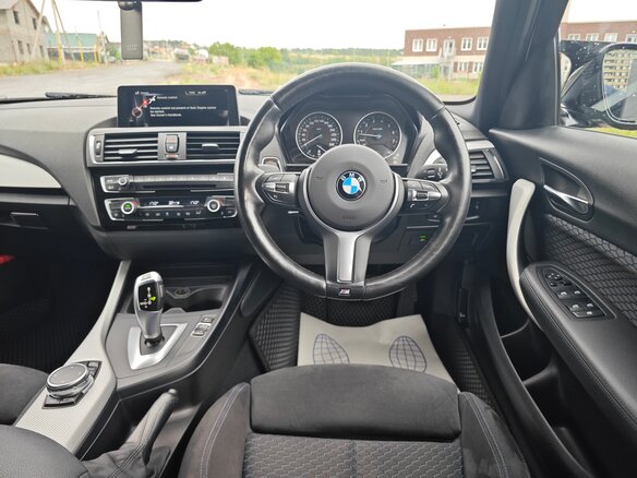 2015 BMW 1 серии 118i II (F20/F21) Рестайлинг, чёрный, 1700000 рублей - вид 12