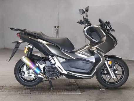 2020 Honda ADV150, серый, 410000 рублей, вид 3