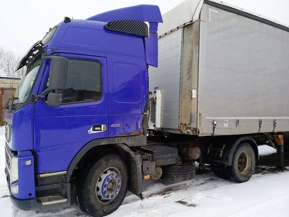 2010 Volvo FM, синий, 2500000 рублей - вид 12