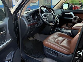 2014 Toyota Land Cruiser 200 Series Рестайлинг 1, чёрный, 5200000 рублей, вид 5