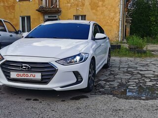 2018 Hyundai Elantra VI (AD), белый, 1450000 рублей, вид 2