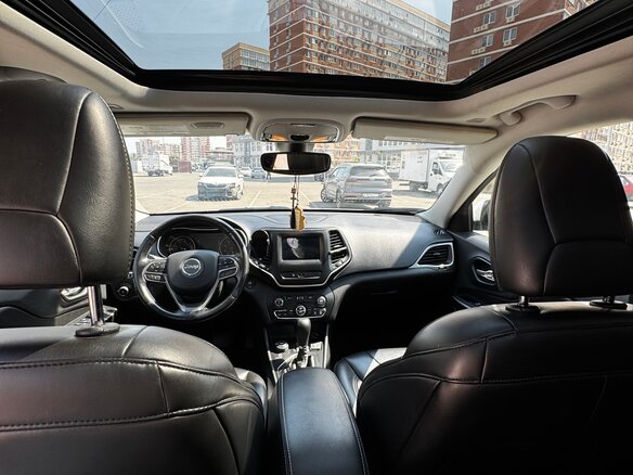 2018 Jeep Cherokee V (KL) Рестайлинг, белый, 2400000 рублей - вид 23