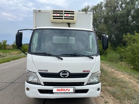 2013 Hino Series 300 (Dutro), белый, 1600000 рублей, вид 3