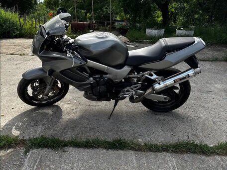 1997 Honda CBR 1000F, серебристый, 360000 рублей, вид 3