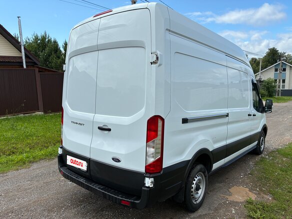 2022 Ford Transit, белый, 2400000 рублей - вид 2