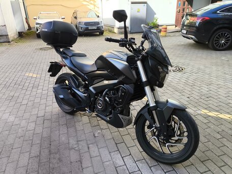 2023 Bajaj Dominar 400, чёрный, 370000 рублей, вид 3