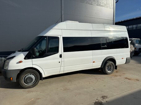 2011 Ford Transit, белый, 1799000 рублей, вид 3