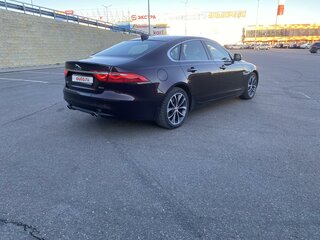 2017 Jaguar XF II, красный, 1830000 рублей, вид 5