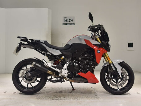 2021 BMW F 900 R, белый, 900000 рублей, вид 1