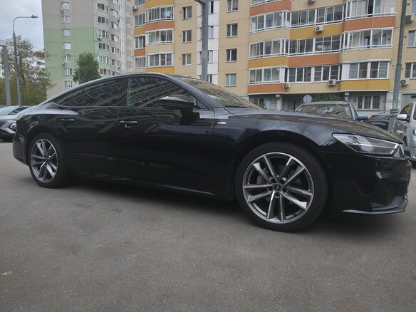 2021 Audi A7 45 TFSI II (4K), чёрный - вид 2