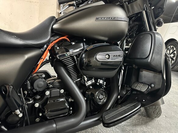 2020 Harley-Davidson Street Glide, зелёный, 2400000 рублей - вид 5