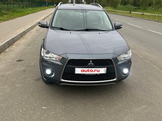 2010 Mitsubishi Outlander II Рестайлинг, серый, 1100000 рублей, вид 2