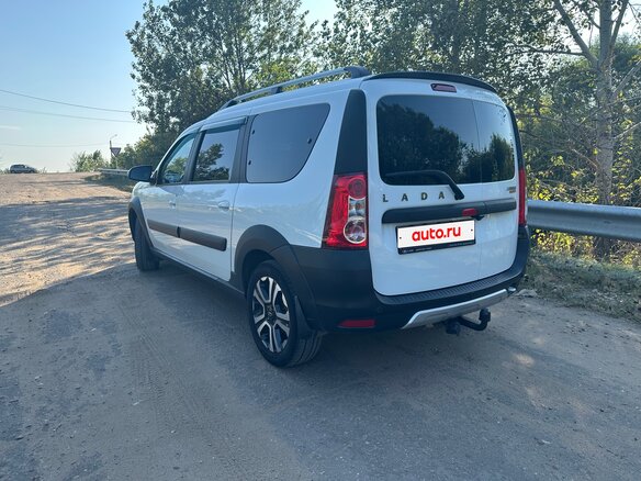 2021 Lada (ВАЗ) Largus Cross I Рестайлинг, белый, 1700000 рублей - вид 5