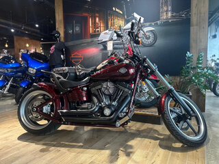 2009 Harley-Davidson Rocker C, красный, 1200000 рублей, вид 1